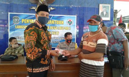 PEMBAGIAN DANA BLT DD  TAHAP 6 DESA KALIPEPE